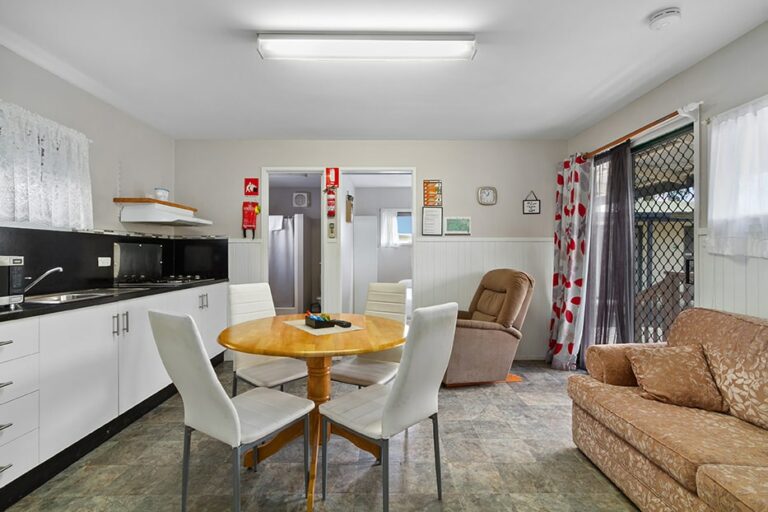 LIFESTYLE PARKS Traralgon Affordable Holiday Home