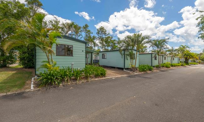 Lifestyle-Parks-BIG4-Cane-Village-Holiday-Park-Bundaberg-Villas-2